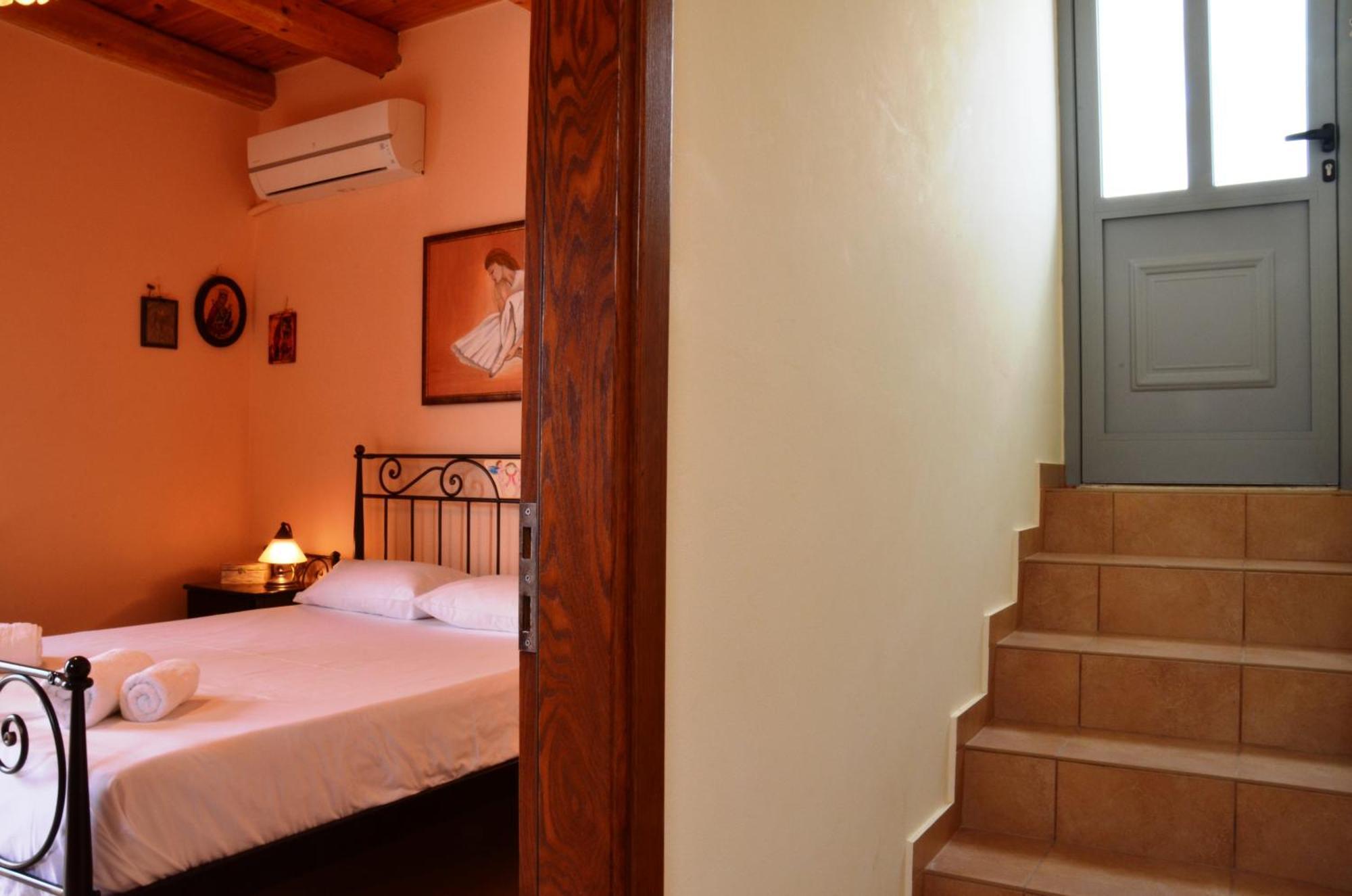 Viva Elafonisi - Studios Or Apartment, 10Min To Beach Plokamianá Extérieur photo
